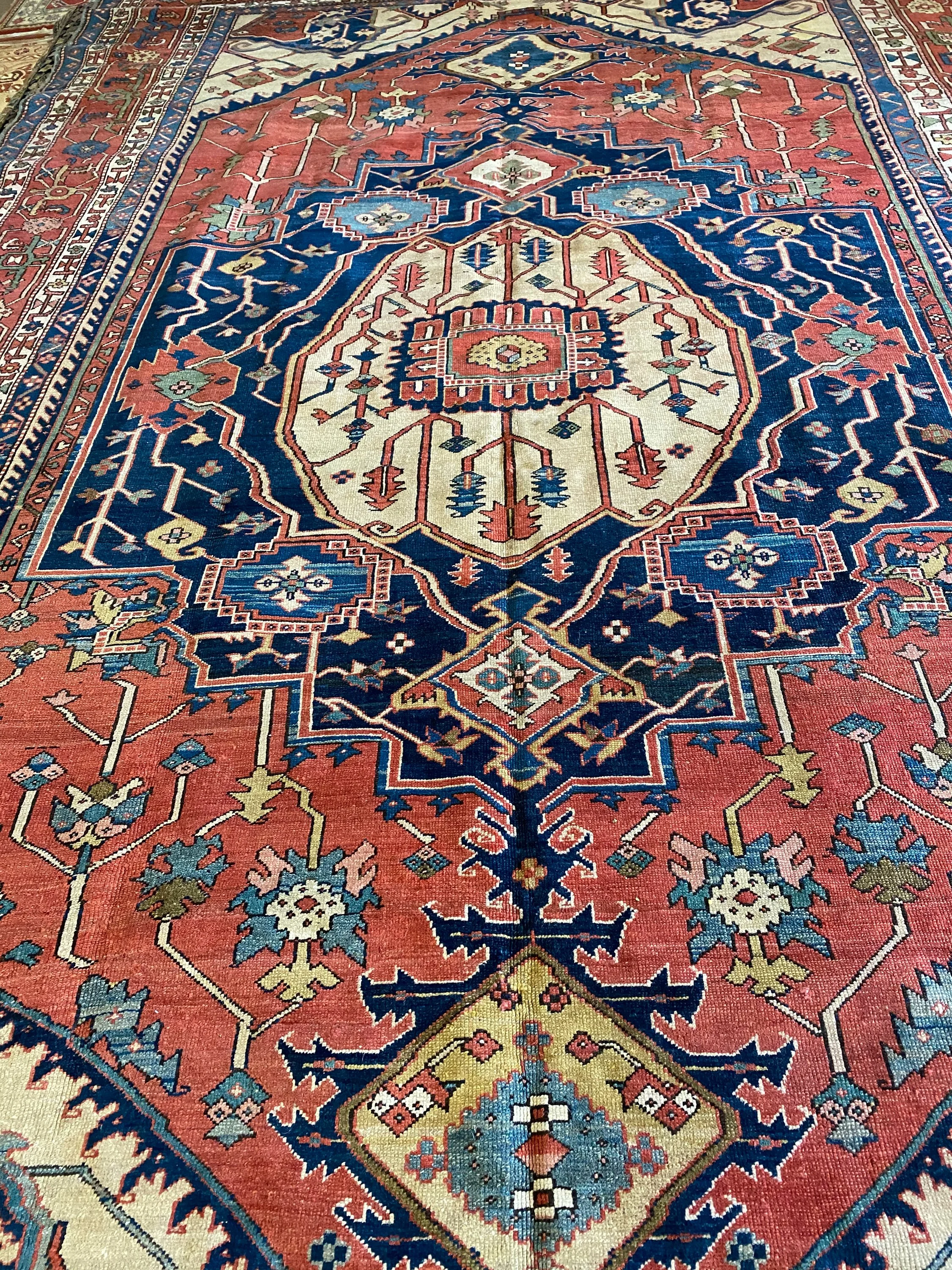 Antigue Heriz Serapi - F-717, Iran rug, 9'6" x 13'6", in navy, red, ivory, green, gold, light green, light blue - photo 2