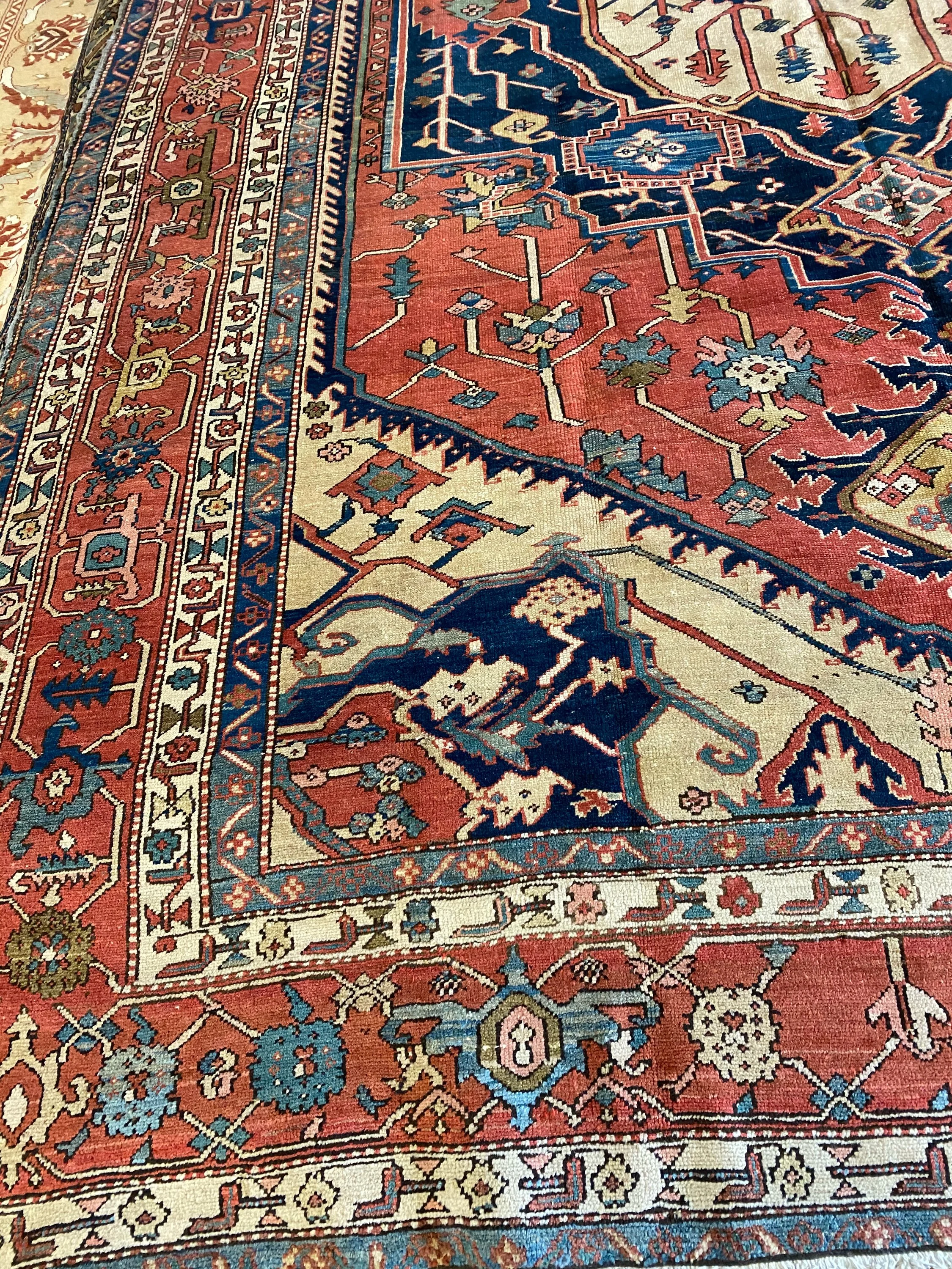 Antigue Heriz Serapi - F-717, Iran rug, 9'6" x 13'6", in navy, red, ivory, green, gold, light green, light blue - photo 3