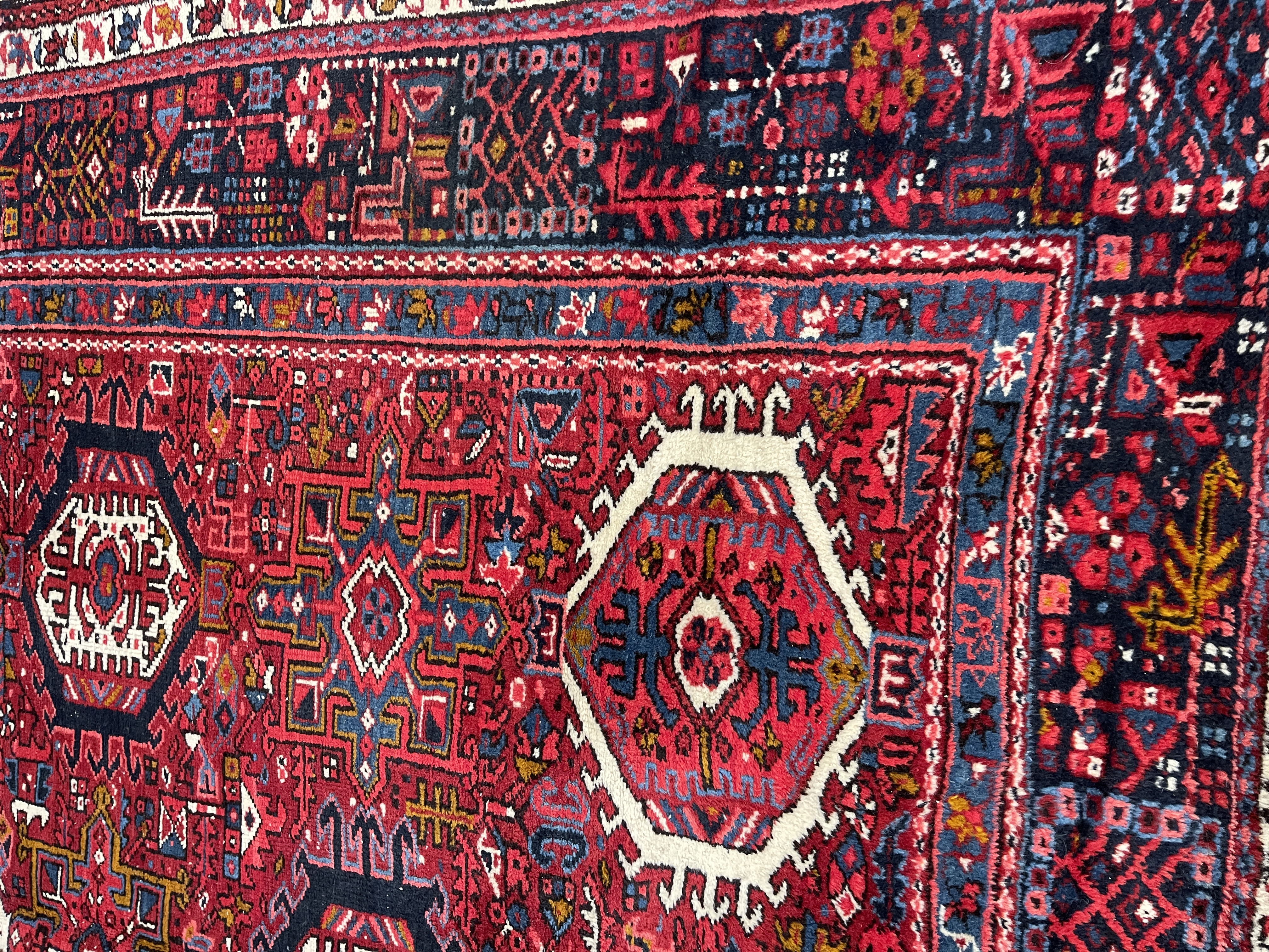 Karadja Persian F-001, Iran rug, 8'3"x11'8", in red, ivory, navy, light blue, rose, brown, .. - photo 4