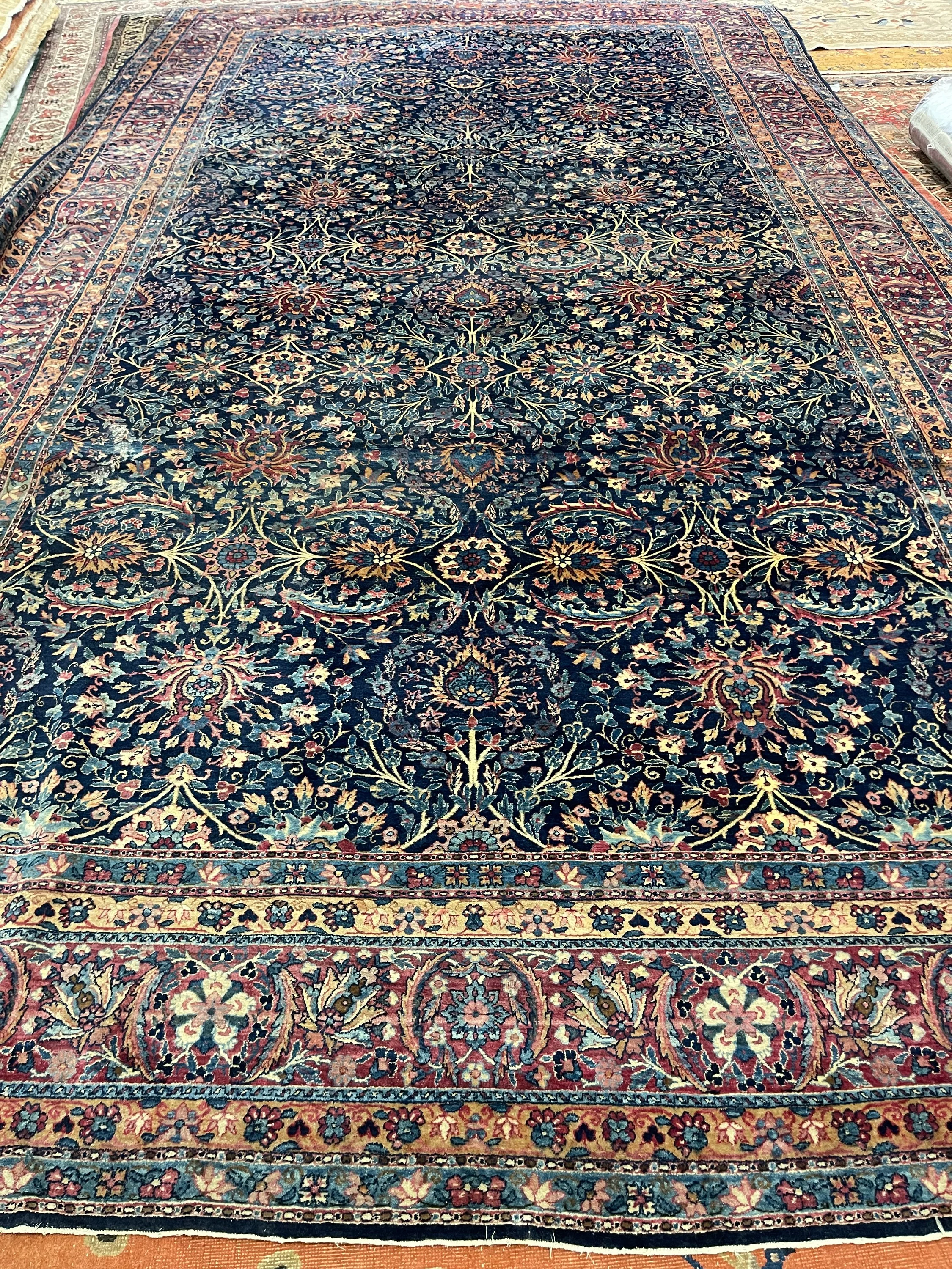 Antique Persian Kerman F-1114, Iran rug, 9'8"x17'4", in navy, rose, light blue, green, ivory, gold... - photo 2
