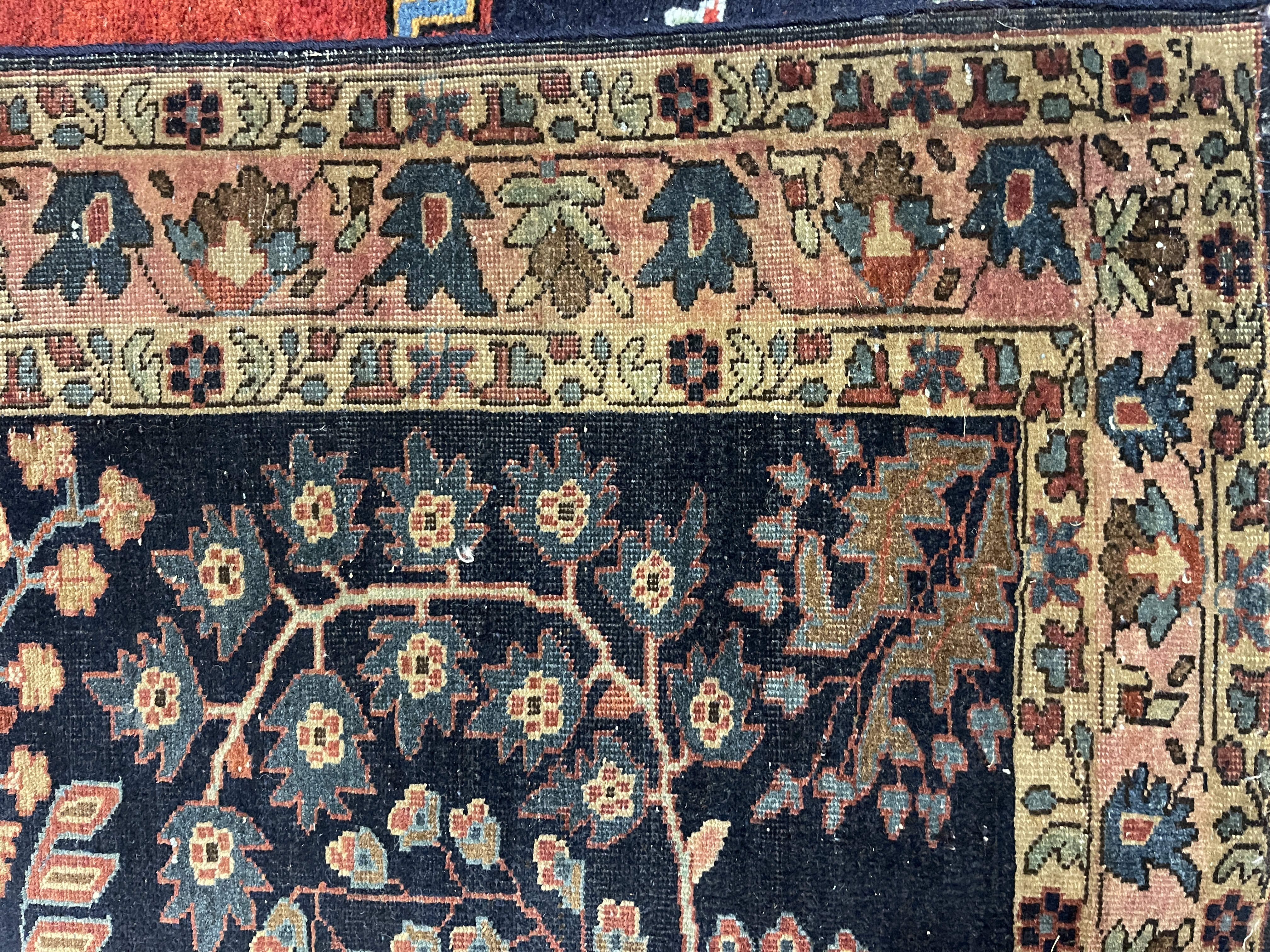 Antique Persian Saruk F-2045, Iran rug, 3'6"x5'3", in navy, rose red, salmon, light green, light blue.. - photo 3
