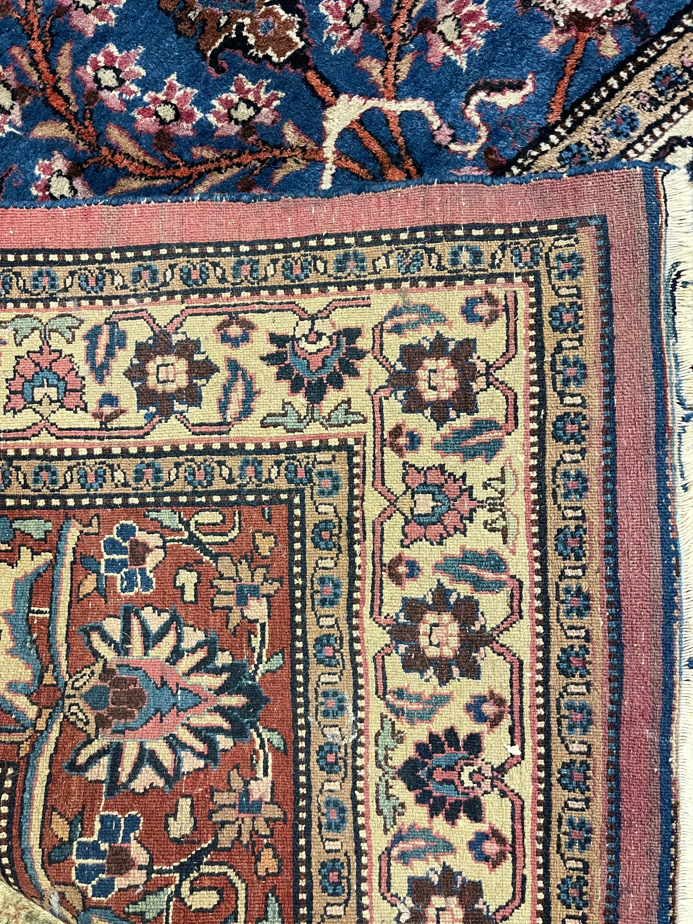 Antique Persian Dorksh F-1153, Iran rug, 9'5"x12'9", in light blue, rose, navy ivory, brown, pink, gold.. - photo 3