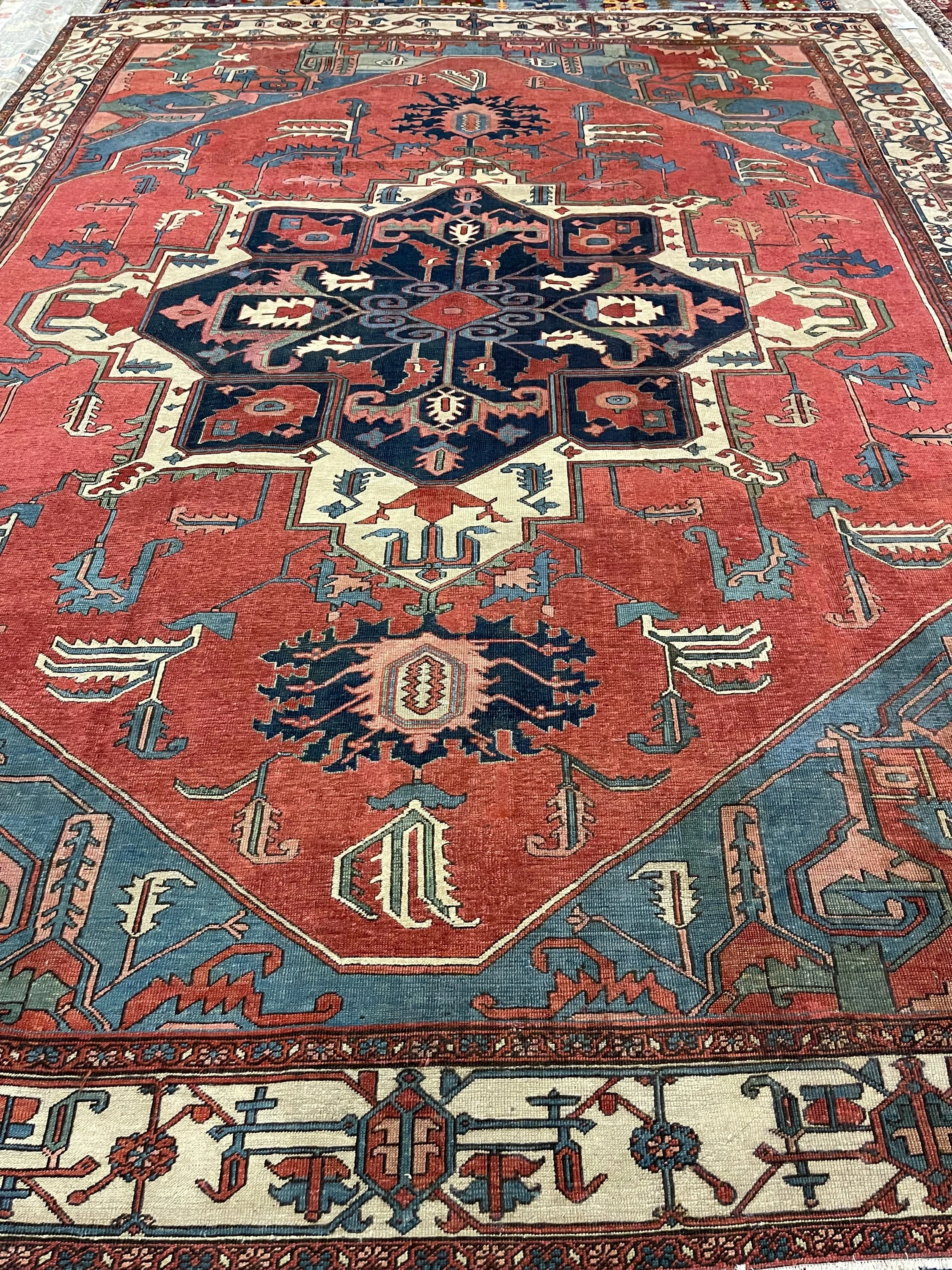 Antique Persian Serapi Rug F-884, Persian rug, 10'4"x14'2", in tomatoes red, ivory, navy, light blue, green.. - photo 2