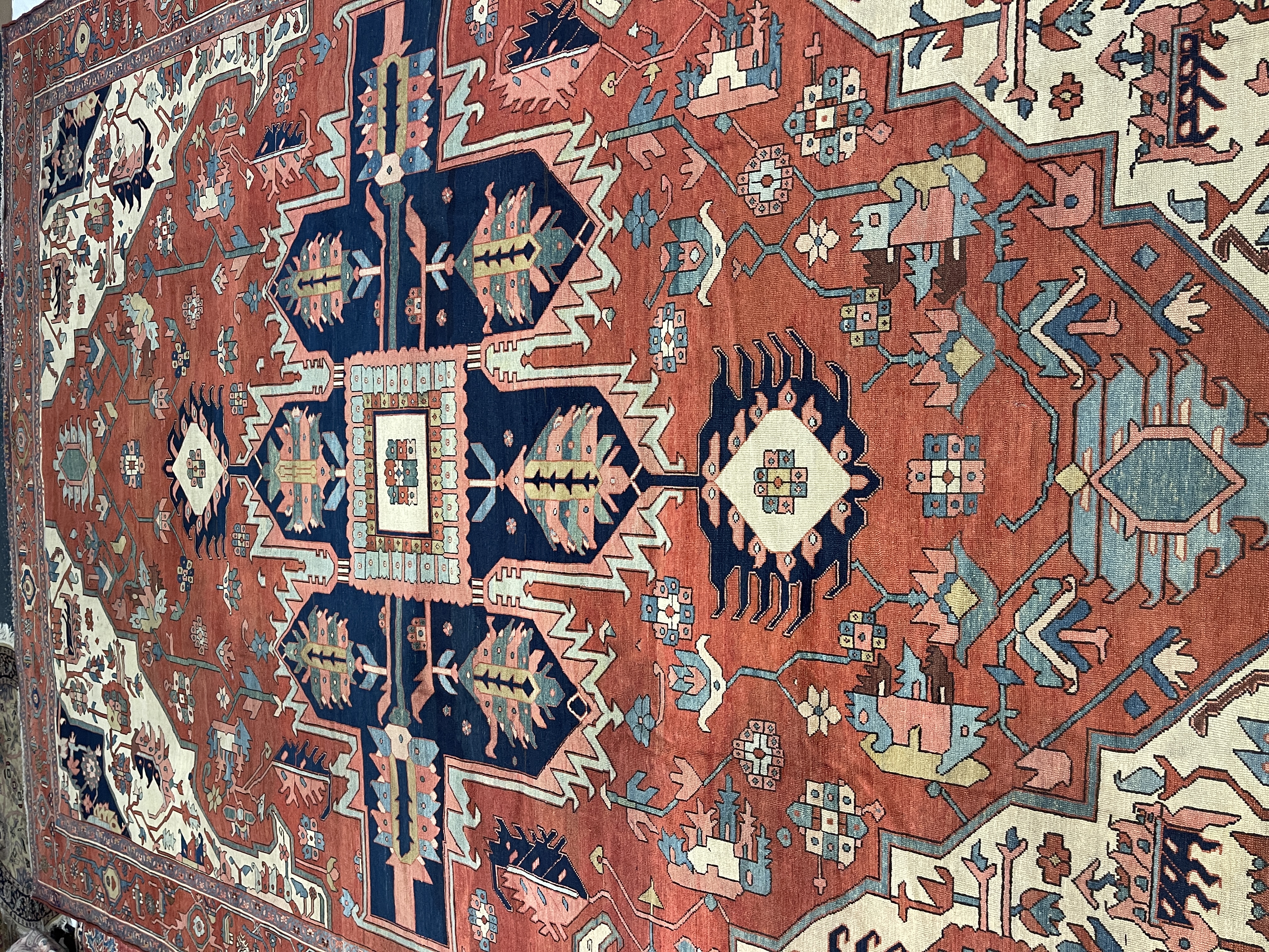 Antique Persian Serapi F-2056, Persian rug, 11'4"x15'7", in rust, navy brown, light blue, light green, rose, salmon.. - photo 2